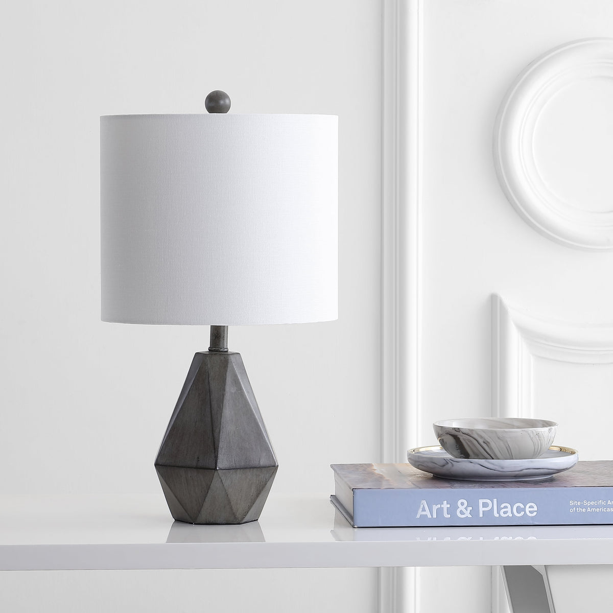Safavieh Vaughn Natural 18 in. H Table Lamp, Dark Grey